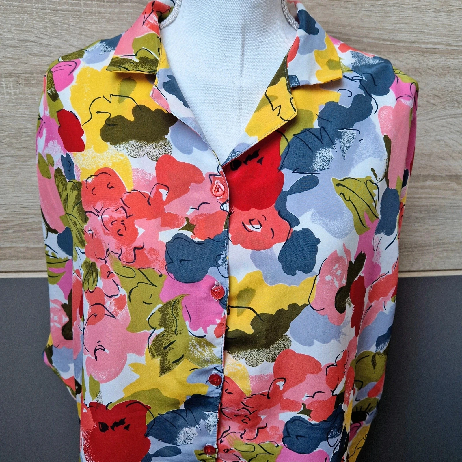Blusa colorida Tamanho 46 – photo 2
